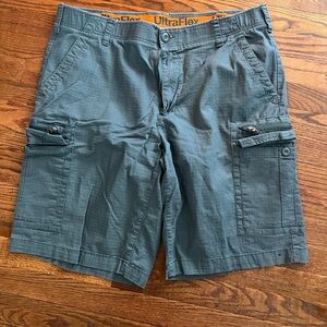 Urban Pipeline Gray Cargo Shorts
